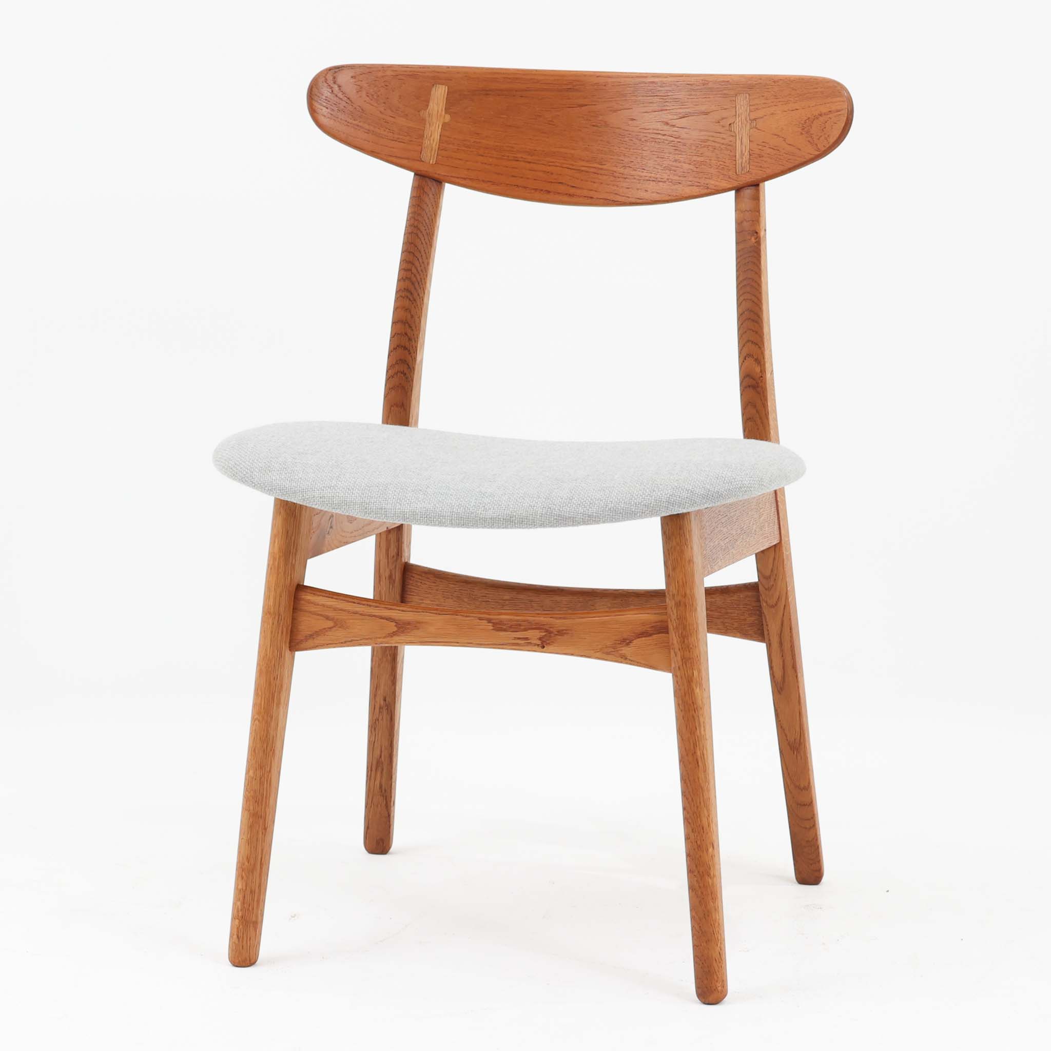 Hans J. Wegner 昼御飯女性議長 CH30 チーク×オーク材 Carl Hansen \u0026 Son ハンス・J・ウェグナー 長い巻き毛・ハンセン＆サン デンマーク王国製 北欧ビンテージ調度品 片方女性議長 ちゃぶ台腰かけ 北欧室内装飾 腰かけ 青写真女性議長