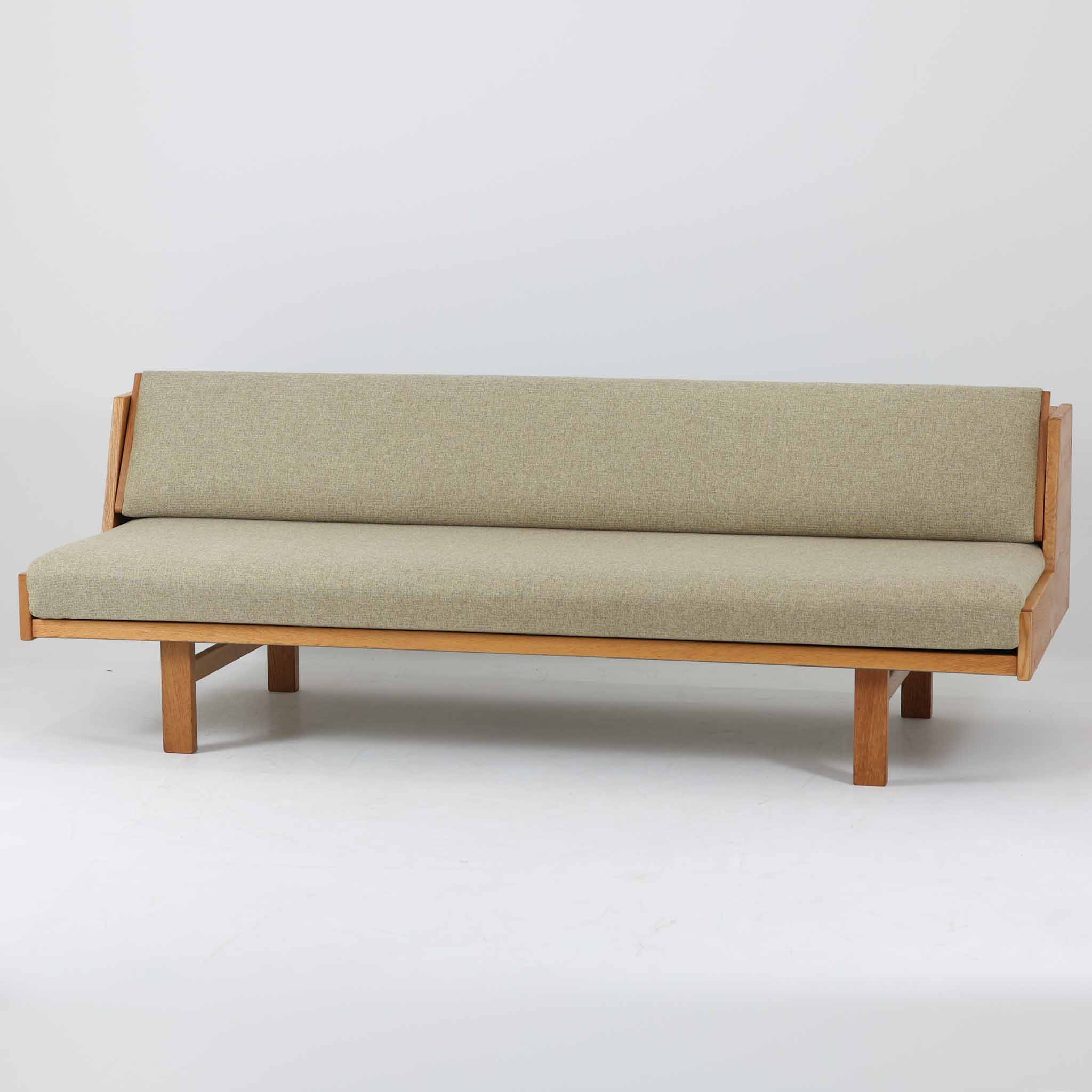 Hans J. Wegner 角脚デイベッド GE258 オーク材 Getama ハンス・J・ウェグナー ゲタマ デンマーク王国製 北欧ビンテージ調度品 長いす寝台 臥榻調度品 木製 お客さん用 リビング 書屋 北欧ひな形 神品調度品