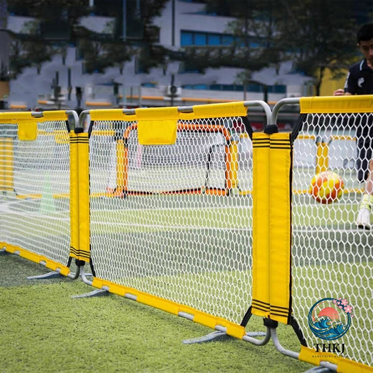リバウンドネット サッカーフィールドフェンス 拡張可能 サッカー セキュリティゲート 自立型 折りたたみ トレーニング パーティションポータブル 設定 練習する バリケード ボール スポーツ バリアネット 遊び場 サッカー 4pcs|chocotto+(ちょこっとぷらす)