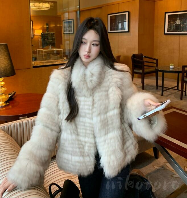 フォックスファーコート 20代30代40代50代 レデイース 冬服 アウター 毛皮コート ショート丈 ふわふわ 暖かい あったか モコモコ 厚手 防寒コート ボリューム お洒落 韓国風 スリム 女性 柔らかい 可愛い 上着 高級素材