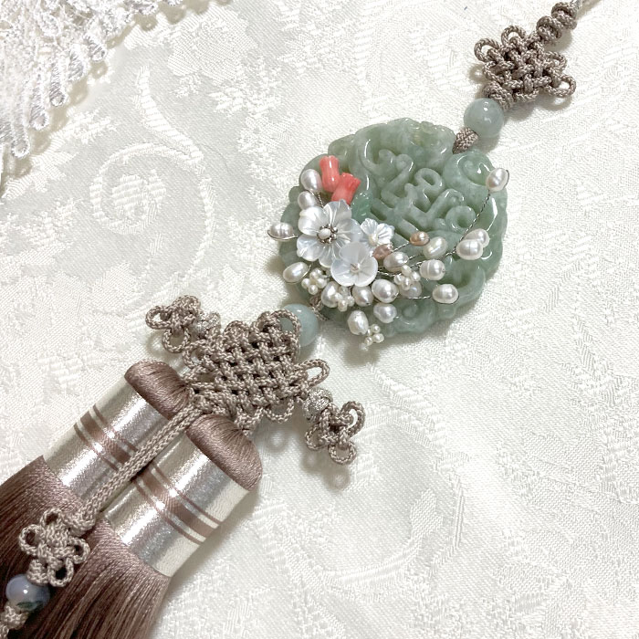 天然石　本翡翠　翡翠　A貨　花件　縁起　彫刻　ノリゲ　韓国　玉 天然石 本翡翠 翡翠 A貨 花件 縁起 彫刻 ノリゲ 韓国 玉