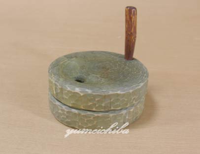 韓国民芸品・店舗用ディスプレイ 小物石臼■warakomono-12-s【ギフト】【お土産】