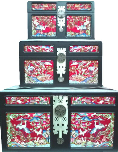 大売り出し10%韓国 結納品 華燭の典用 薫製ハム 赤鶴亀 大きさ小 木箱 御召しもの容れもの 手刺しゅう 御前上等 書き割り 見せびらかす用 飾りつけ バス発着場 室内装飾 ■honsuhan-1-3-s【手刺しゅう】【貴石箱】【韓国】【宝飾品ボックス席】【小物入れ】【結納】【御前上等】【差し上げ物】【漆】