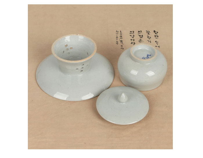 韓国足高プレイトお側茶器1招待客3休意 皿 上蓋 茶器 Chaki 24 S ギフト お配常態 長寿賀慶 ドロア物 Cannes Encheres Com