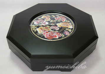 楽天市場】韓国 螺鈿 漆螺鈿八角小物入れ菓子器 幾何学模様 吉兆柄