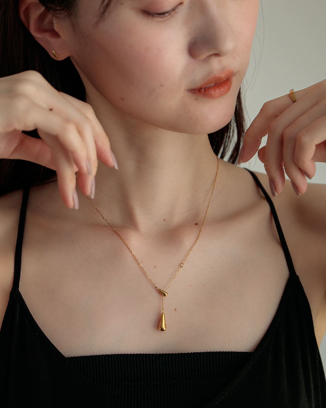 GUESS トライアングルペンダント ネックレス 楽天市場】アクセサリー ステンレス Wトライアングルネックレス
