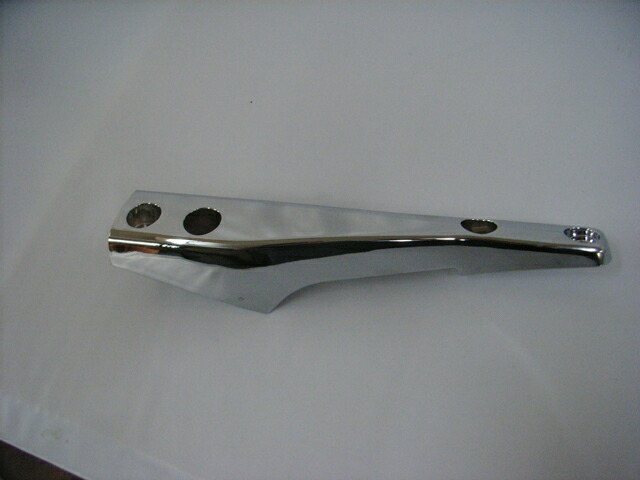 UD　クオン　メッキ製　助手席側ステーカバー　2点セット　純正