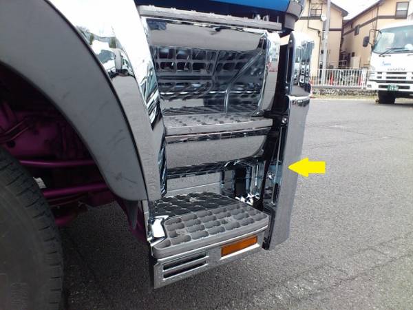 楽天市場】ふそう大型 スーパーグレート 高床用 マッドガード R/L 鏡面