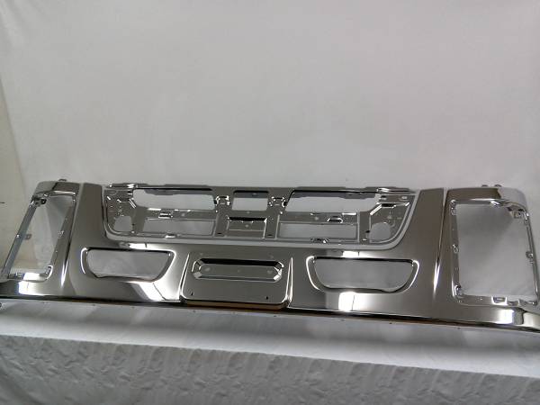 ★送料無料★ISUZU ファイブスターギガ高級メッキ仕上げ フロントバンパー