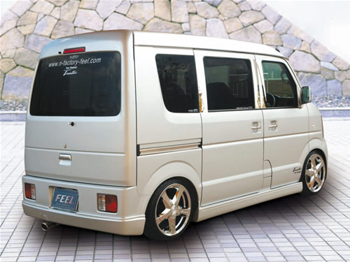 エブリィ（エブリー） DA64V マフラーレスガーニッシュ 塗装済 フィール