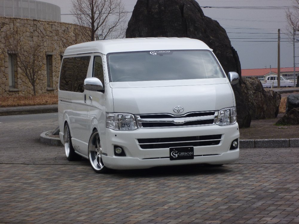 楽天市場】ハイエース 200系 3型 ワイドミドルルーフ フロントハーフ