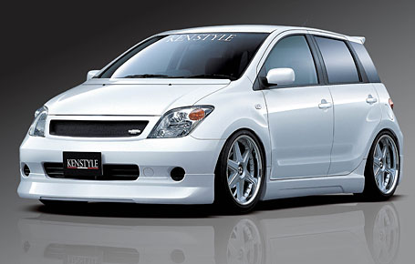 イスト NCP60/61 MC前後 サイドスカート 塗装済 EIK ケンスタイル