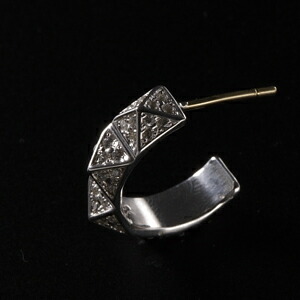 【KING LIMO キングリモ Earring イヤリング ピアス】ピラミッドナンバーファイブイヤリングw/パヴェCZ【貨物輸送無料】