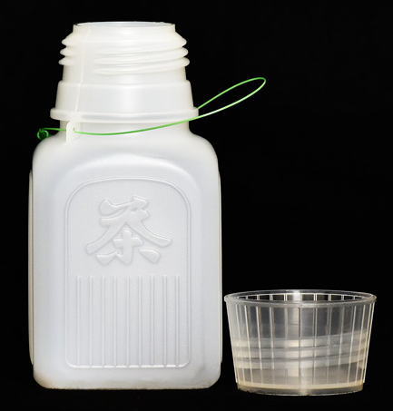 駅弁のレトロお茶容器 ハニー ポリ茶瓶 ナイロン製ツル付 ＴＡ-1 本体+キャップセット 500本入 空 ペットボトル 使い捨て テイクアウト