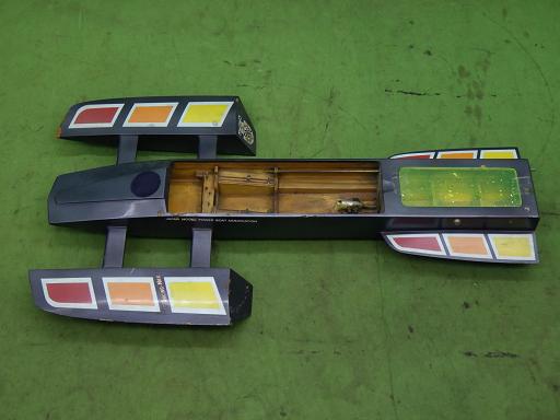 【中古】ボートラジコン アウトリガー船 船体のみ