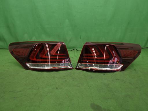 【中古】KOITO 50-130 レクサス LS 純正 テールランプ 左右