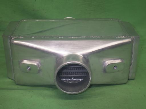 【中古】パジェロ用申告 社外インタークーラー