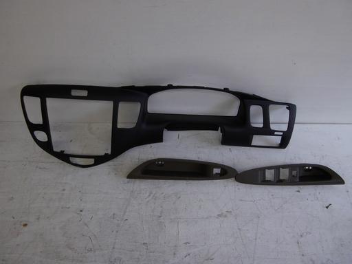 【中古】MPV メーターパネル