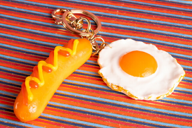 楽天市場】キーリング（キーホルダー） 目玉焼き×エビフライ たまご