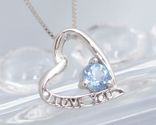 11月誕生石ネックレス ブルートパーズ オープンハート メッセージ ネックレス ペンダント「I LOVE YOU」【K10ホワイトゴールド（K10WG）】国産 日本製/製造オーダー品　約20日間納期