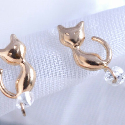 楽天市場】ぷっくりネコちゃん シルエット 猫 ピアス ホワイトパール