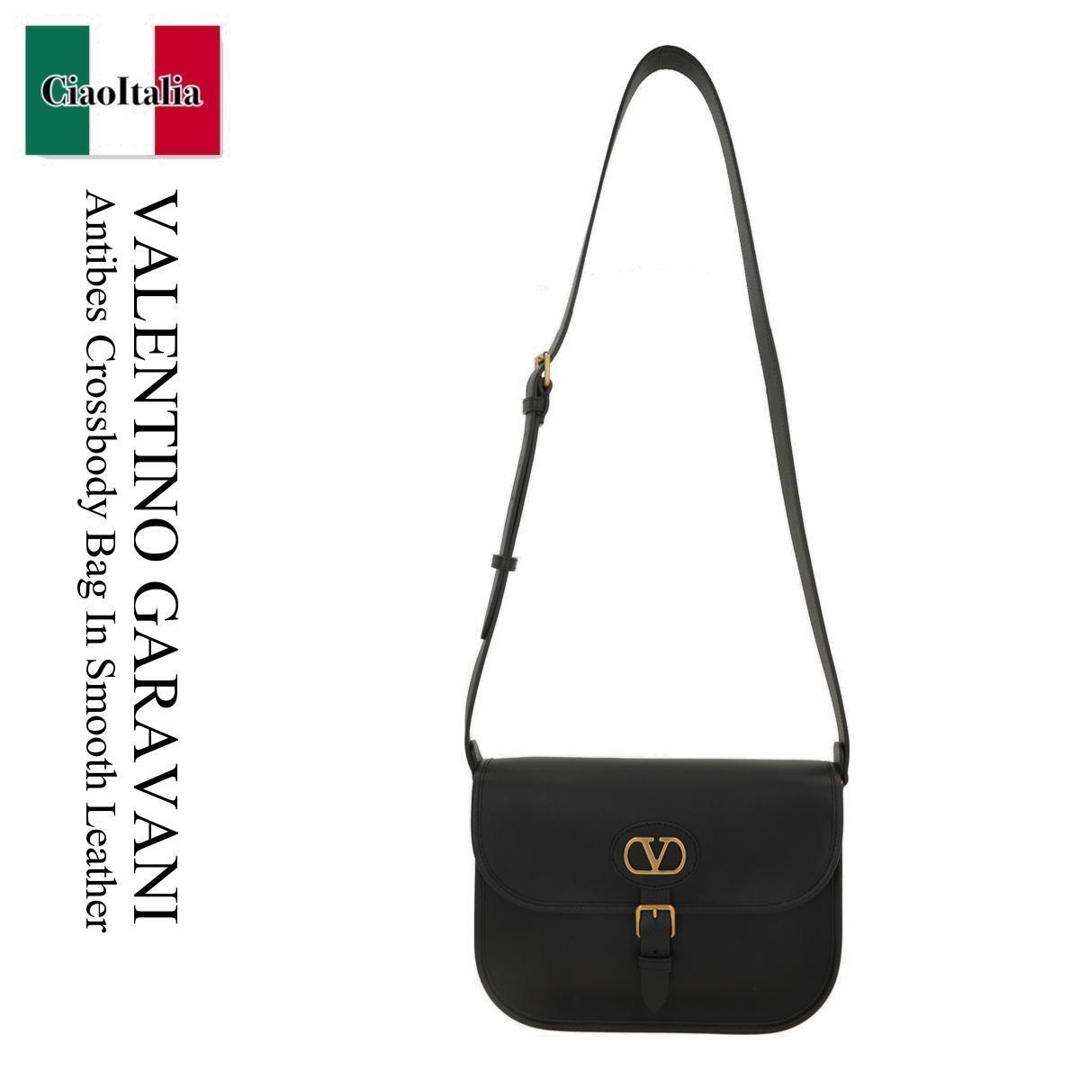 【数量限定・在庫限り・早い者勝ち！】 バレンチノ / かばん / カバン / Valentino Garavani Antibes Crossbody Bag In Smooth Leather / 8Y2B0S78RBN / 8Y2B0S78RBN 0NO / 8Y2B0S78RBN0NO / ショルダーバッグ 141,022円