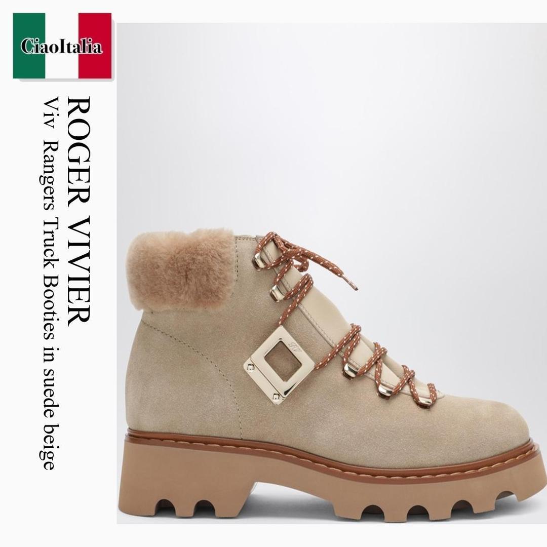 【数量限定・在庫限り・早い者勝ち!】 ロジェ・ヴィヴィエ / Roger Vivier Viv Rangers Truck Booties In Suede Beige / RVW78443460USL / RVW78443460USL 5QQH / RVW78443460USL5QQH / ショートブーツ・ブーティ|Ciao Italia
