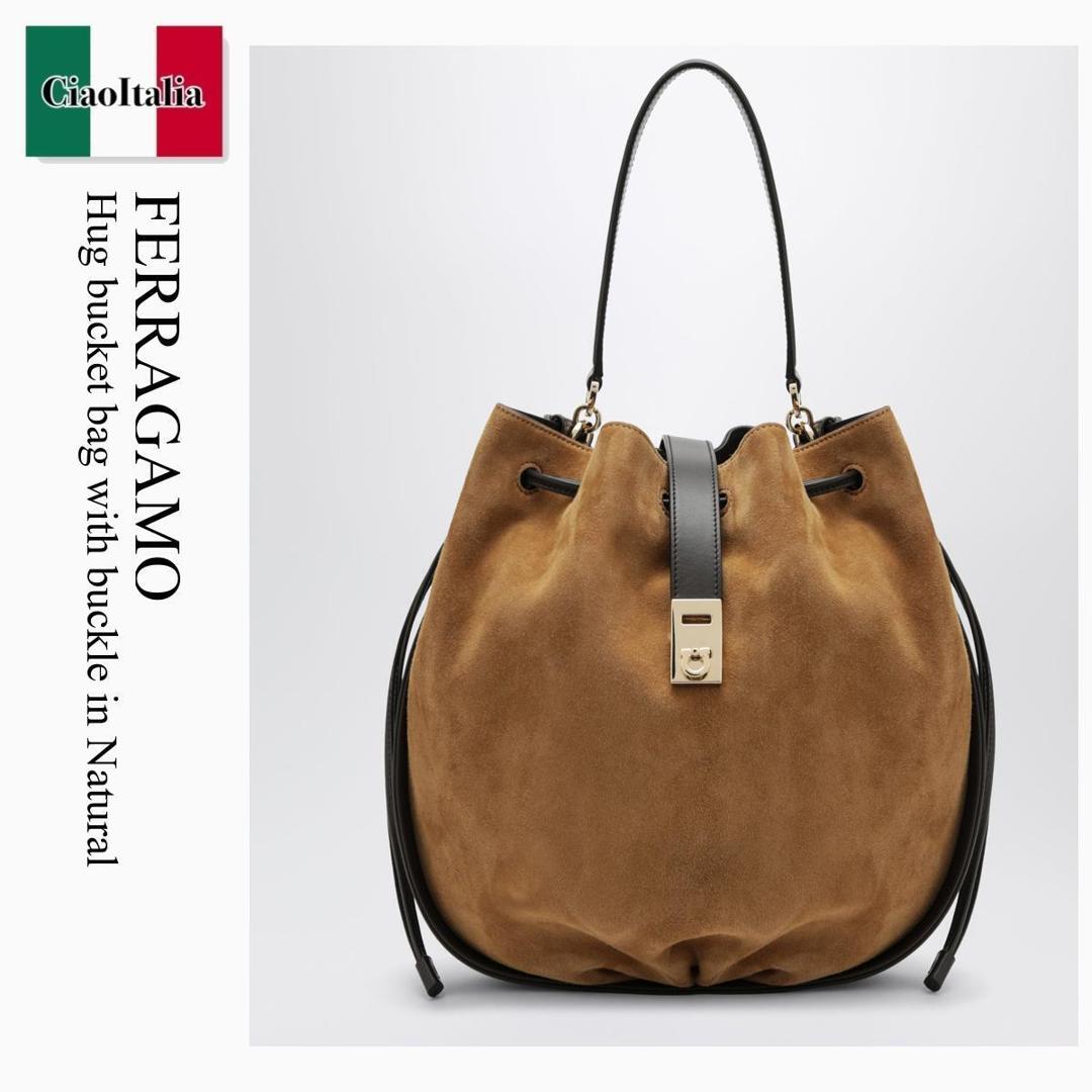 【量目押さえる・店卸し資産極限点・早め者制勝！】 フェラガモ / かばん / 嚢 / Ferragamo Hug Bucket Bag With Buckle In Natural / 792881 / 792881 006 / 792881006 / ハンドバック