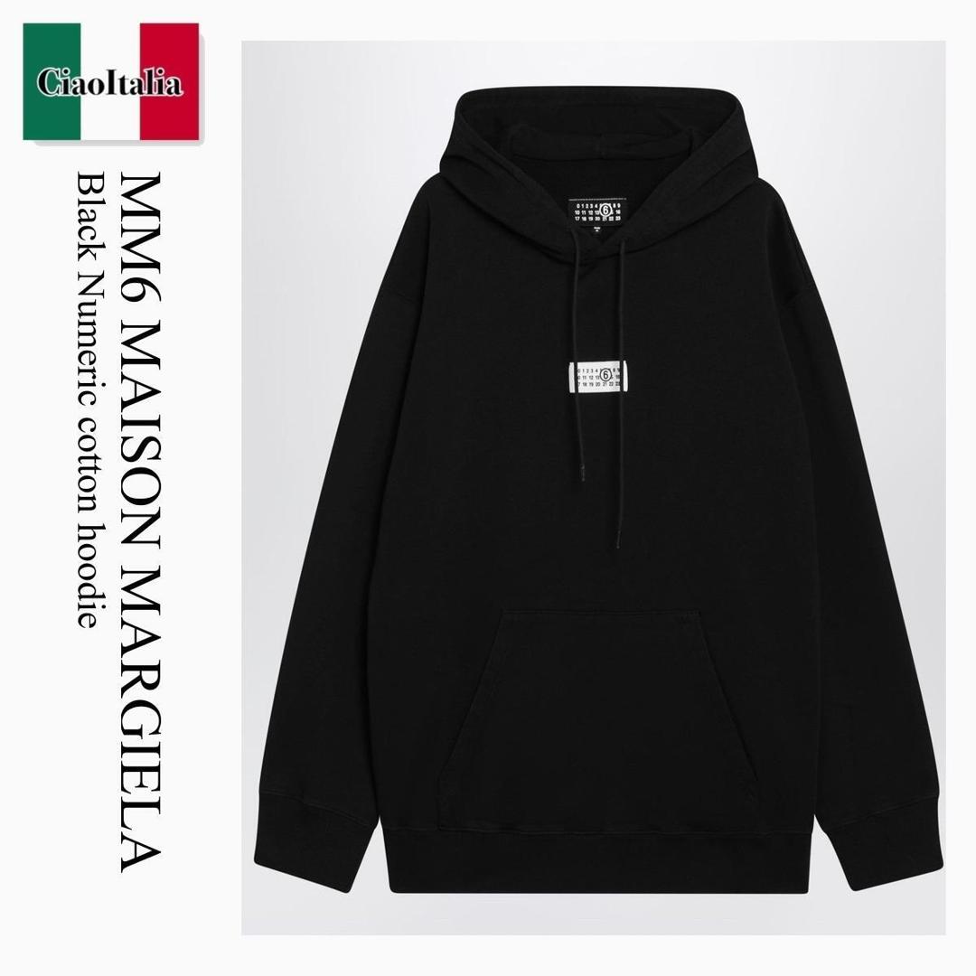 【数量限定・在庫限り・早い者勝ち!】 MM6 / Mm6 Maison Margiela Black Numeric Cotton Hoodie / SH0GU0033M25025 / SH0GU0033M25025 900 / SH0GU0033M25025900 / パーカー・フーディ|Ciao Italia