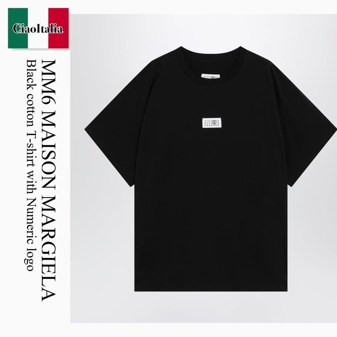 【分量制限事項・店卸し資産区分け・早め者白星！】 MM6 / Mm6 Maison Margiela Black Cotton T-Shirt With Numeric Logo / SH0GC0071M20258 / SH0GC0071M20258 900 / SH0GC0071M20258900 / プルオーバー・カットソー