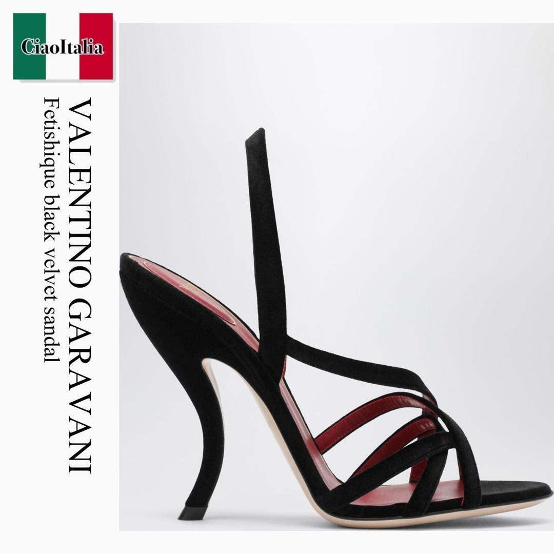 【物量制限事項・店卸し資産極限点・早め者制覇！】 バレンチノ / Valentino Garavani Fetishique Black Velvet Sandal / 7W0S0NC6WPJ / 7W0S0NC6WPJ 0NO / 7W0S0NC6WPJ0NO / サンダル・ミュール