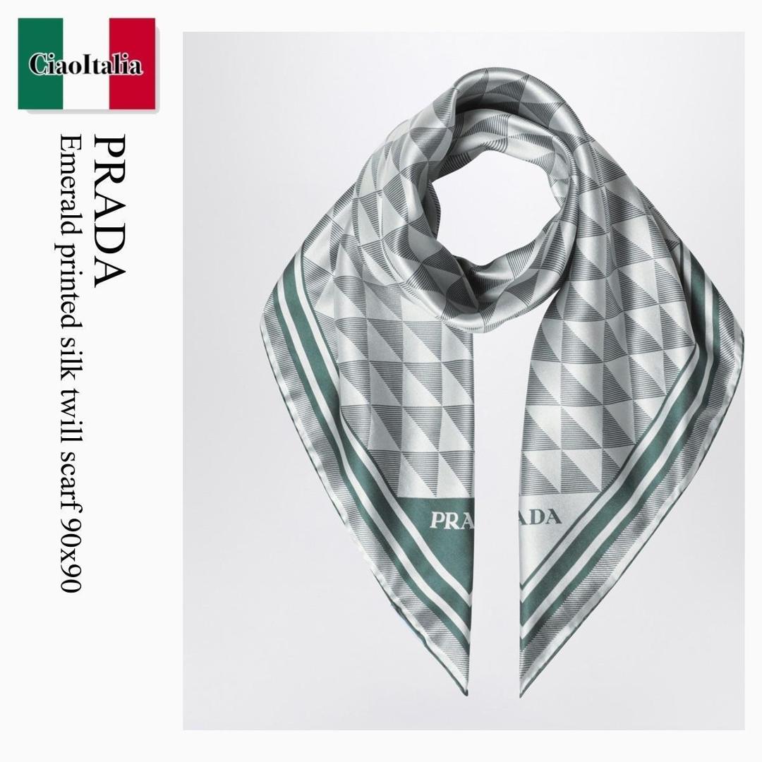 【寸法押さえる・店卸し資産境界線・早め者制覇！】 プラダ / Prada Emerald Printed Silk Twill Scarf 90X90 / 1FF001 F077U / 1FF001 2C81 F077U / 1FF0012C81F077U / えり巻き