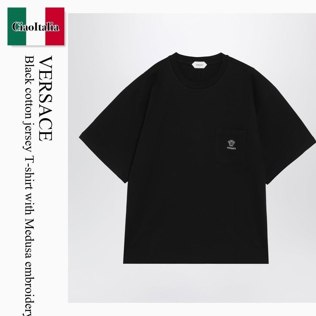 【数量限定・在庫限り・早い者勝ち！】 ヴェルサーチェ / Versace Black Cotton Jersey T-Shirt With Medusa Embroidery / 1024574 / 1024574 1B000 / 10245741B000 / Tシャツ・カットソー｜Ciao Italia