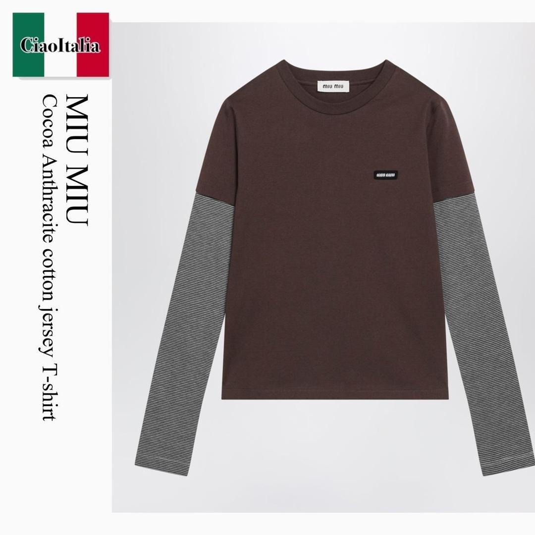 【数量限定・在庫限り・早い者勝ち!】 ミュウミュウ / Miu Miu Cocoa Anthracite Cotton Jersey T-Shirt / MJLA74 F03YR / MJLA74 OOO17OR F03YR / MJLA74OOO17ORF03YR / Tシャツ・カットソー|Ciao Italia