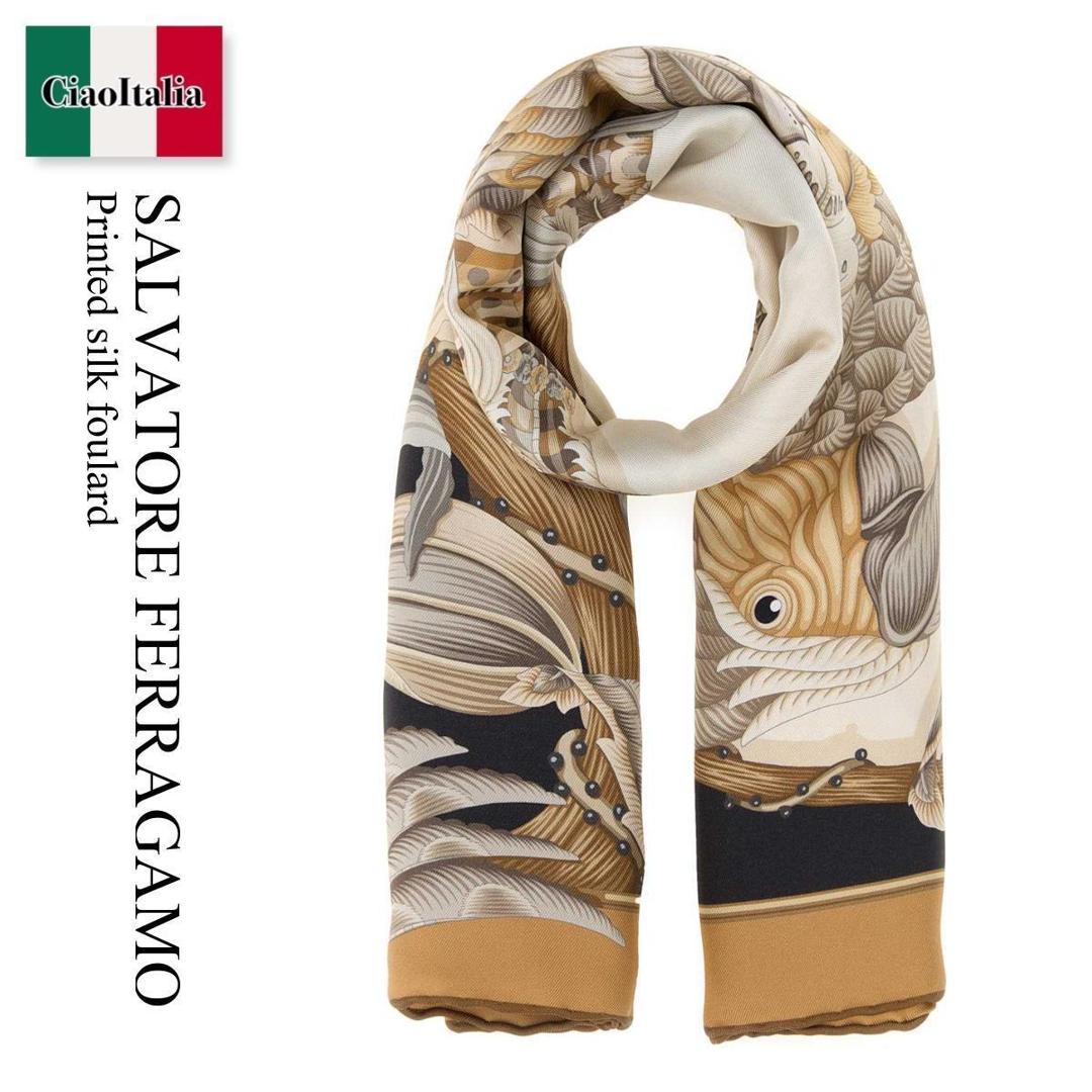 【数量限定・在庫限り・早い者勝ち！】 フェラガモ / Salvatore Ferragamo Printed Silk Foulard / 310243 795118 / 310243 795118 BEIGENERO / 310243795118 / 310243795118 BEIGENERO / 310243795118BEIGENERO / スカーフ｜Ciao Italia