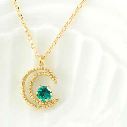 18金 ネックレス エメラルド ペンダント K18 ゴールド レディース 18k ムーンペンダント 月 華奢 イエローゴールド ミルウチ ムーン 5月 誕生石 三日月 プレゼントに｜シエロブルー