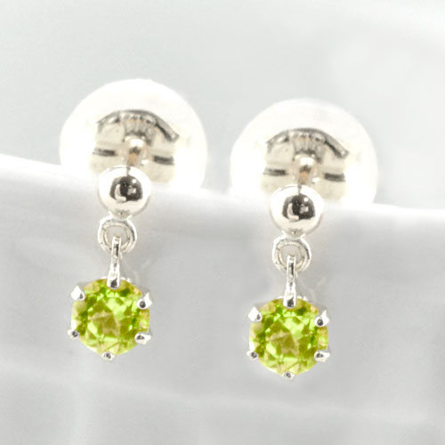 ピアス ペリドット プラチナ レディース スタッドピアス ブラ 揺れる プラチナ900 一粒 ジュエル プチピアス 8月の誕生石 天然石 3mm 納期1週間｜シエロブルー