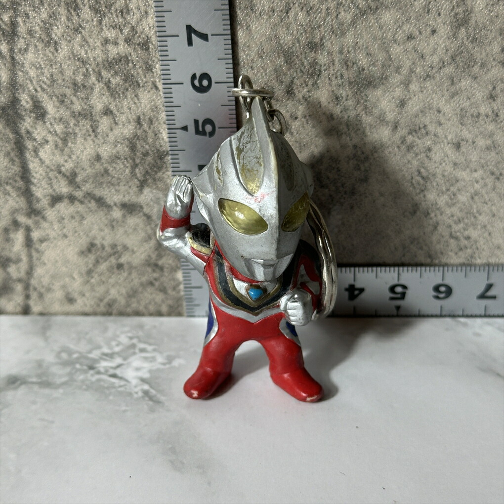 【中古】 【青い瞳の戦士】 【海外からのヒーロー】 ウルトラマンパワード 指人形 ソフビ フィギュア 高さ約4cm レッド シルバー ブルー 赤 銀 青 中古品画像
