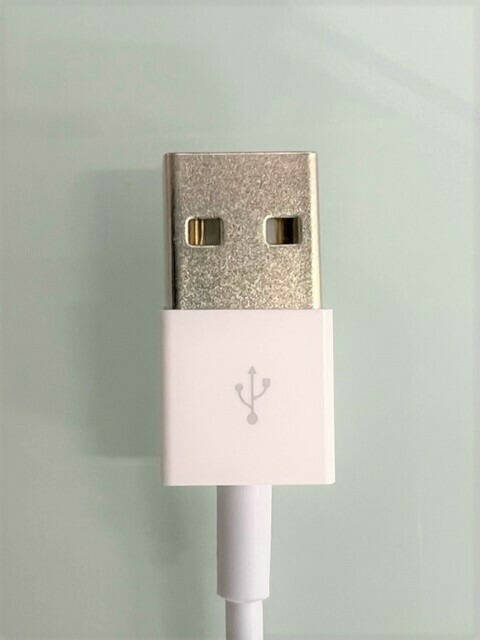 品多く ライトニングケーブル 1M 2本 iPhone アイフォン 充電器 充電 ケーブル Lightning 白色 ホワイト USB コード 線  USBケーブル 携帯 バッテリー 安い 12 11 Pro Max X XS XR 8 7 6 Plus iPad 対応