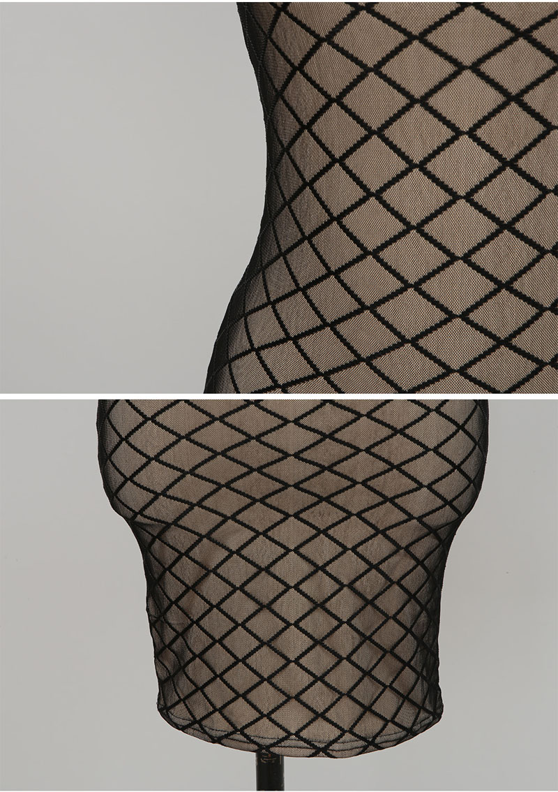 楽天市場 大人気商品 Rearrival 再入荷 しました ボディーにぴったりフィットユニークなデザイン ノースリーブワンピ Sexy T31 502 Ops セクシー タイト 美脚 セクシーワンピース 韓国マイクロミニ 超ミニ Cinnamon Girl