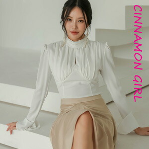 【全2色】カフス長袖ブラウス　アイボリー ピンク S/M/L【twim-e121228top】( mja )(241220)シナモンガール Cinnamon Girl 超ミニ マイクロミニ 韓国 胸元 セクシー cinnamongirl レディース
