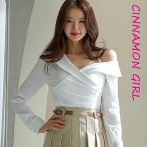 【全3色】アシメントリーオフショルダー長袖ブラウス　アイボリー ピンク スカイ S/M【onbal-n25022502top】( mja )(250318)シナモンガール Cinnamon Girl 超ミニ マイクロミニ 韓国 胸元 セクシー cinnamongirl レディース