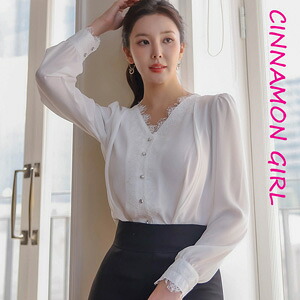 《新作10％OFF 4/14(火) 11:59迄》【全2色】レースVネックブラウス　アイボリー ブラック 【lace-u26032802top】( mja )(260406)シナモンガール Cinnamon Girl 超ミニ マイクロミニ 韓国 胸元 セクシー cinnamongirl レディース
