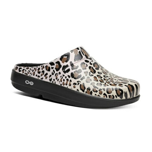 OOFOS(ウーフォス) OOcloog Limited / Leopard リカバリーサンダル