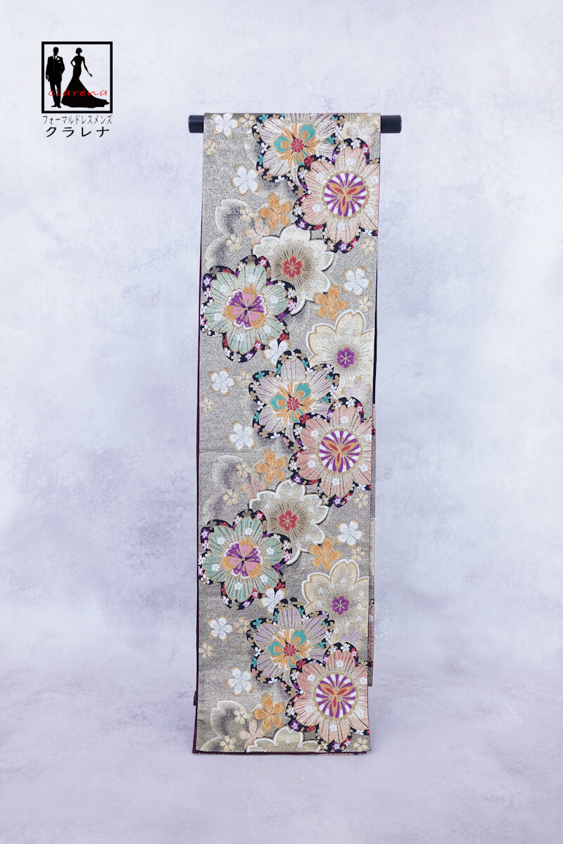 《フォーマル衣装》販売 クラレナの 金 黒 桜花 振袖用 正絹 袋帯 (cl_kimono2525) (中古) (USED) (リサイクル)【和装】【着物】【女性】