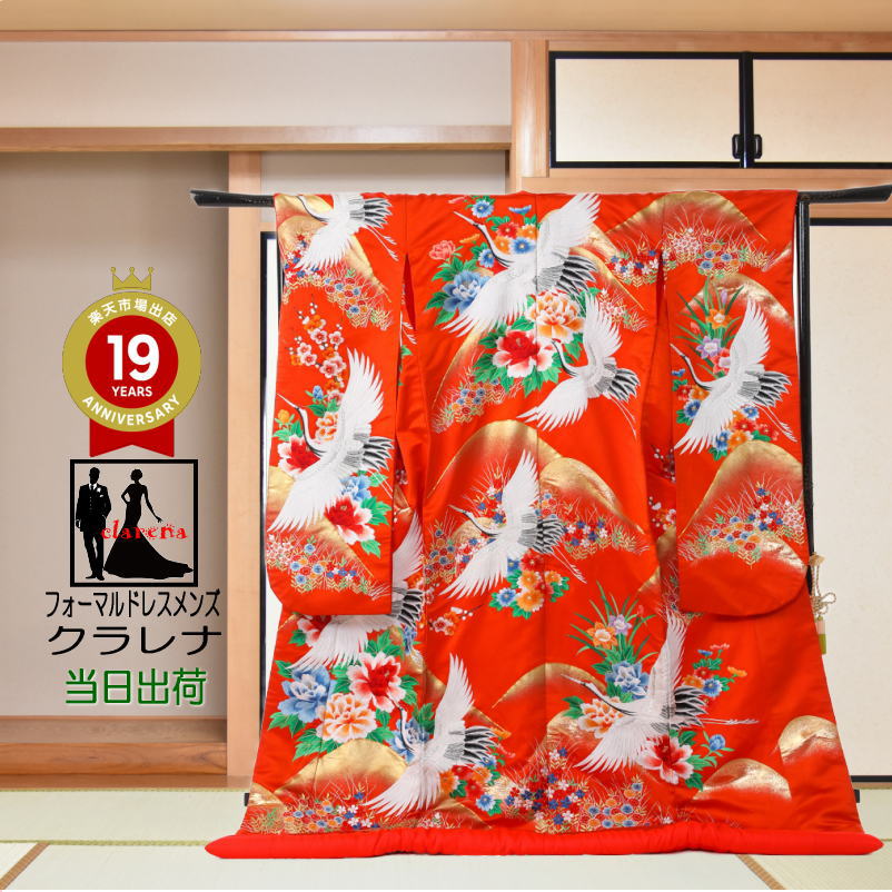 礼服と背広の食い違い ― どちらを選ぶべき？■クラレナの新聞のコラム33