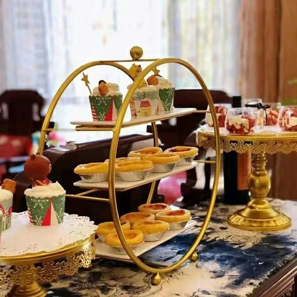 金 3段 インテリア ケーキ台 結婚式 ケーキスタンド ケーキ お菓子入れ フルーツ ティースタンド パーティー ゴージャス パーティ用 結婚式パーティー アフタヌーンティー ケーキスタンド クリスマス スコーン スコーン お歳暮 誕生日|クリーニングエイト