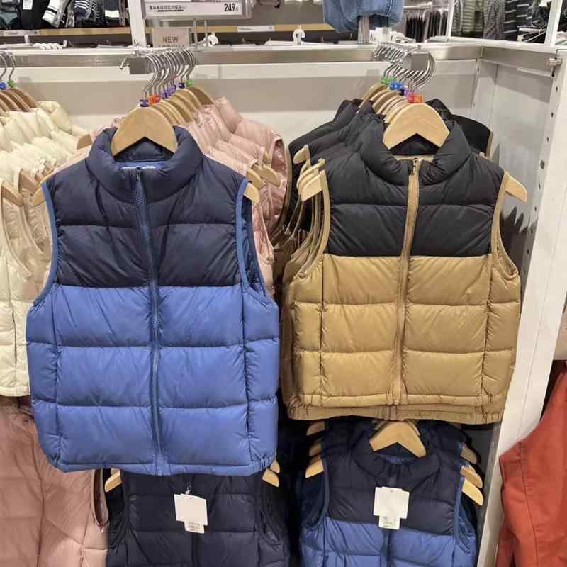 子供服 ベスト 秋冬 男の子 女の子 ライトダウン チョッキ 収納袋付き キャンプ アウトドア ウェア 中綿入り あたたかい 防寒