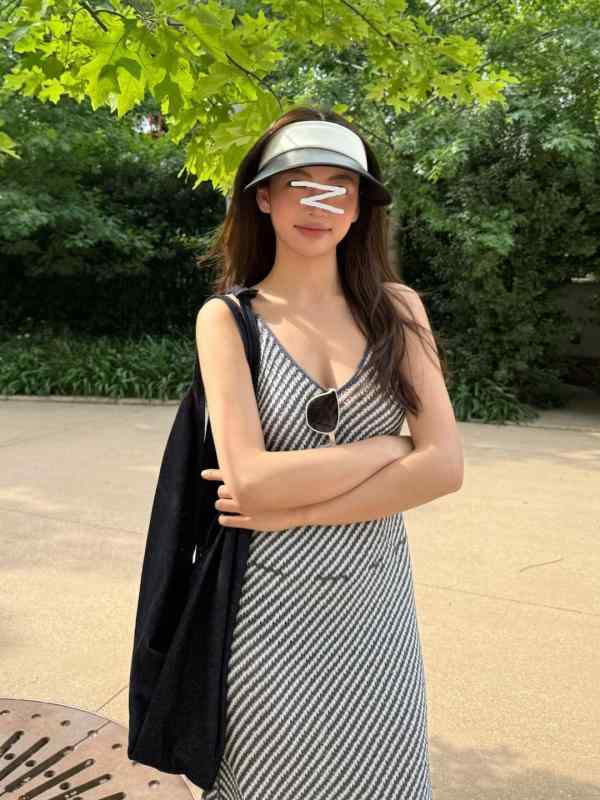 ワンピース レディース 春夏 ノースリーブ ストライプ柄 リゾート Aライン Vネック ロングワンピース ポリエステル 接触冷感 高腰 ゆったり gray×white S M L XL