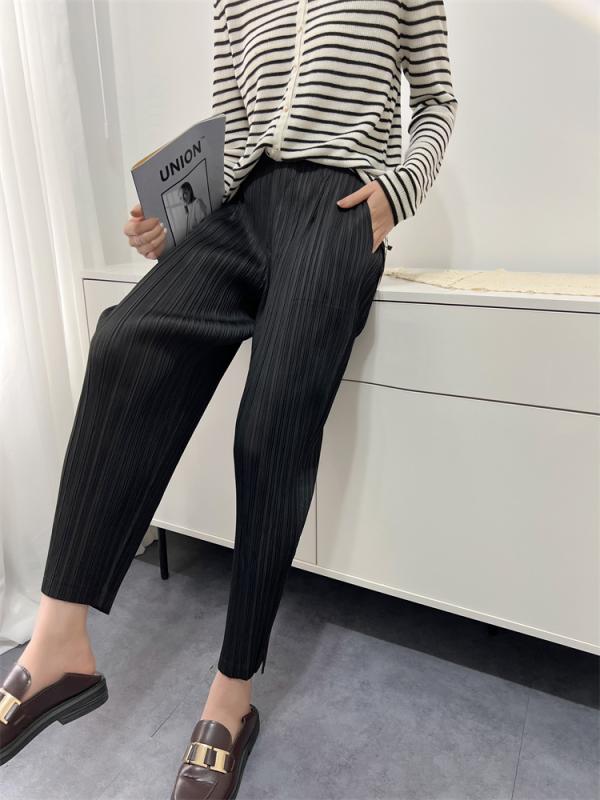 パンツ レディース 春夏 プリーツパンツ 9分丈 テーパードパンツ カジュアルパンツ 婦人服 ボトムス 伸縮性 ウエストゴム ポリエステル グレー ブラック ブルー パープル2